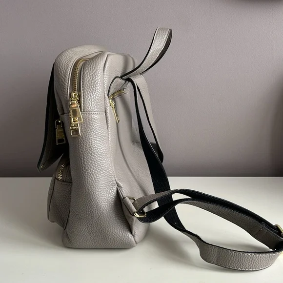 Steve Madden Backpack - Picture 2 of 4